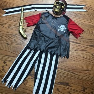 Boy Pirate King Costume with accessories